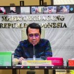 Ketua PA.Balige dan Sekretaris PA.Balige menyaksikan REFLEKSI KINERJA MAHKAMAH AGUNG RI TAHUN 2022